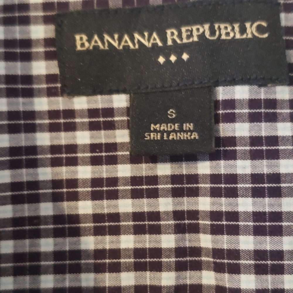 Button up - Picture 2 of 3